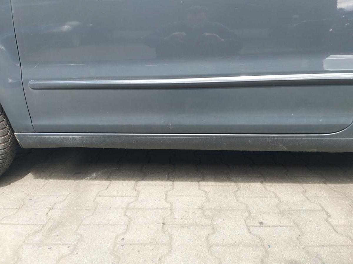 VW Fox original Tür links LI7F Uranograu Bj.2010
